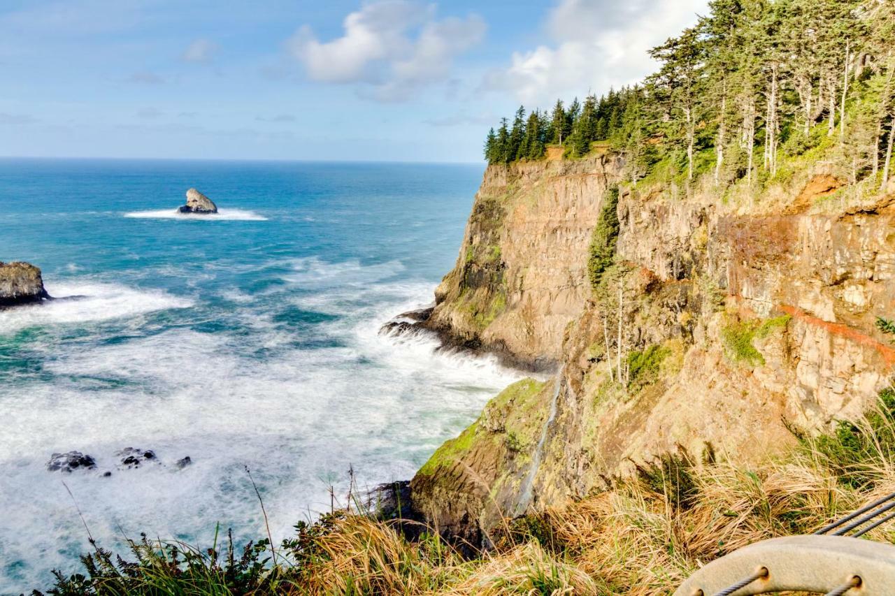 Cape Meares Beach Getaway المظهر الخارجي الصورة